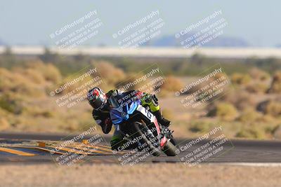 media/Nov-06-2023-Moto Forza (Mon) [[ce023d0744]]/3-Intermediate Group/Session 5 (Turn 4)/